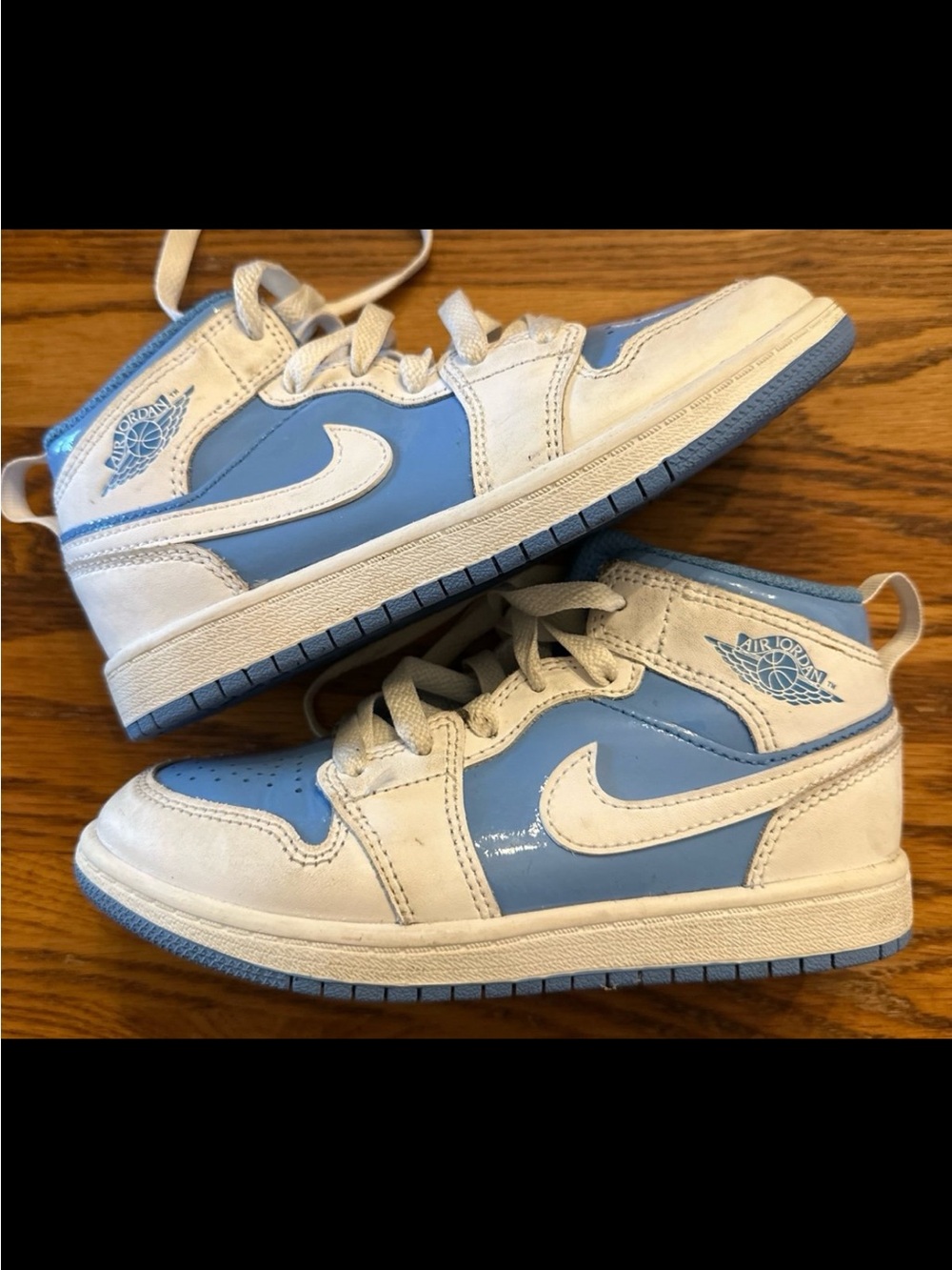 Jordan 1 Mid Legend Blue size 13 C